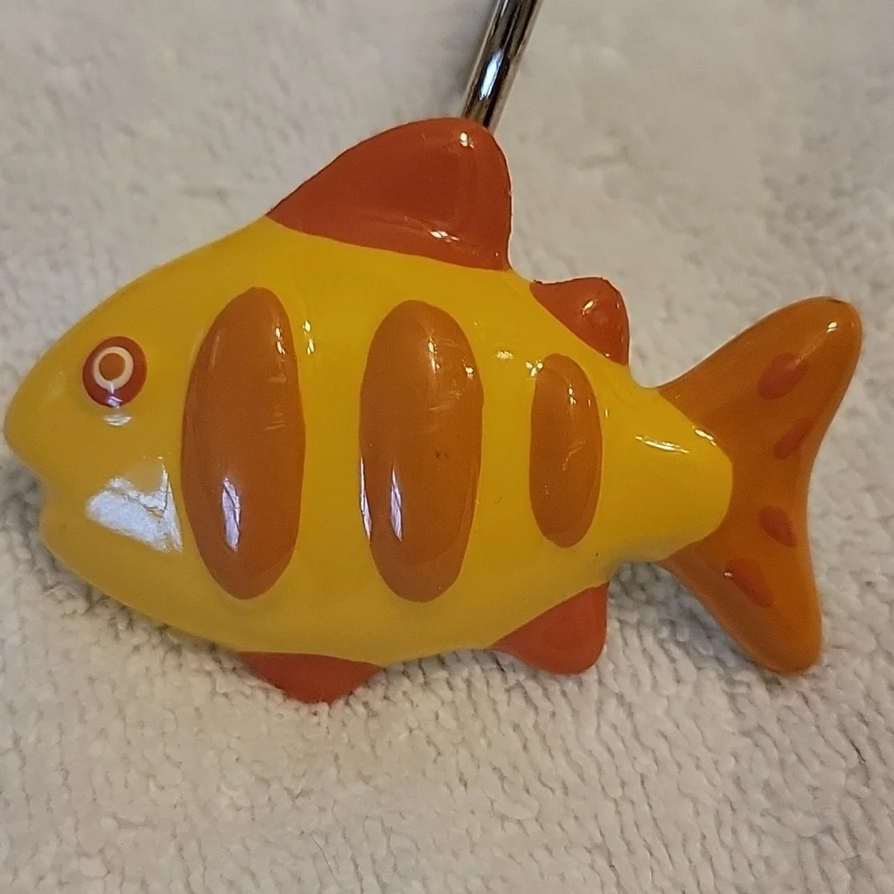 Colorful Fish Shower Hooks - Green & Yellow (Unbranded)